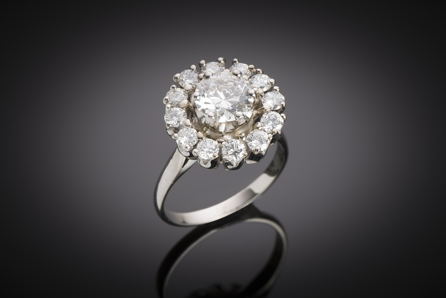 Bague vintage diamants brillant (1,80 carat, centre 1,05 carat certificat Laboratoire Français de Gemmologie)-1