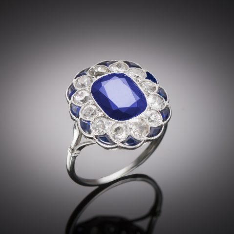 Bague Art déco saphir naturel non chauffé de 3 carats (certificat laboratoire), saphirs calibrés et diamants