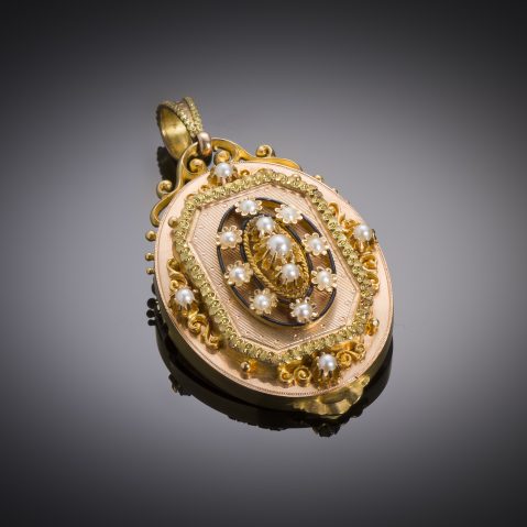 Pendentif / broche émaillé perles fines époque Napoléon III (poinçon or tête de cheval)