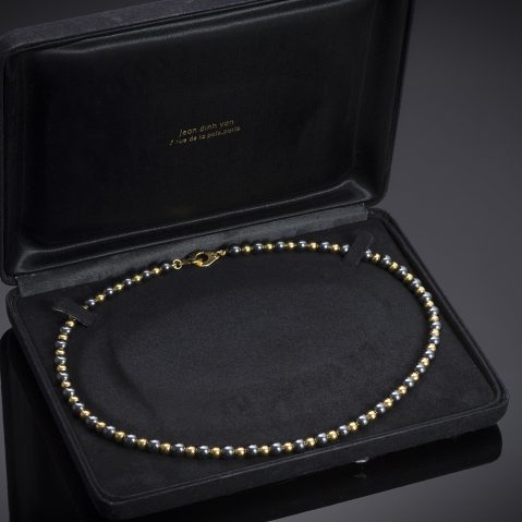 Collier vintage Dinh Van or et hématite avec son écrin d’origine