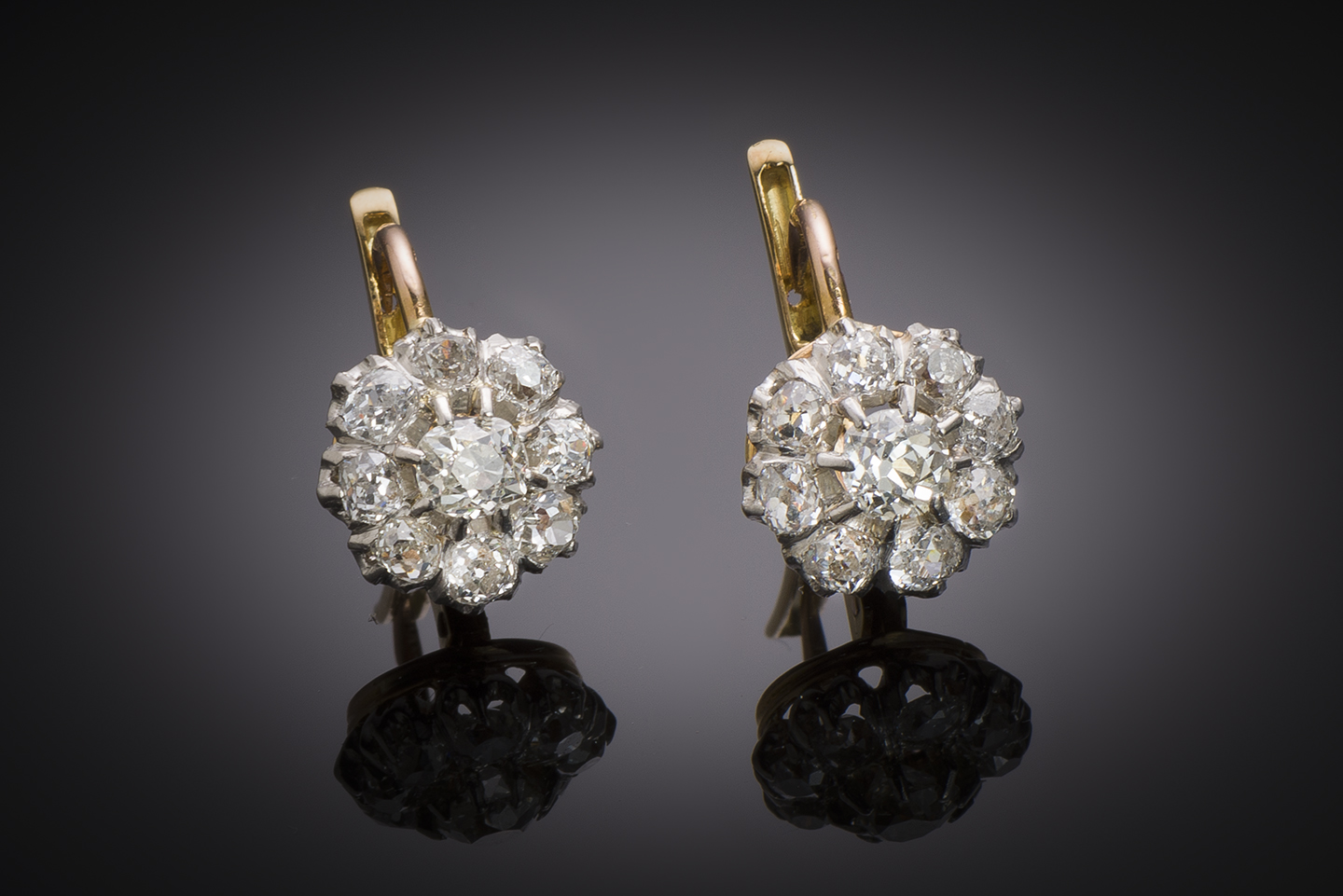 Boucles d’oreilles fin XIXe siècle diamants (2,10 carats). Travail français, poinçon tête de cheval (1838 – 1919).-1