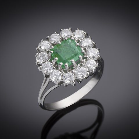 Bague vintage émeraude (certificat laboratoire CGL) diamants