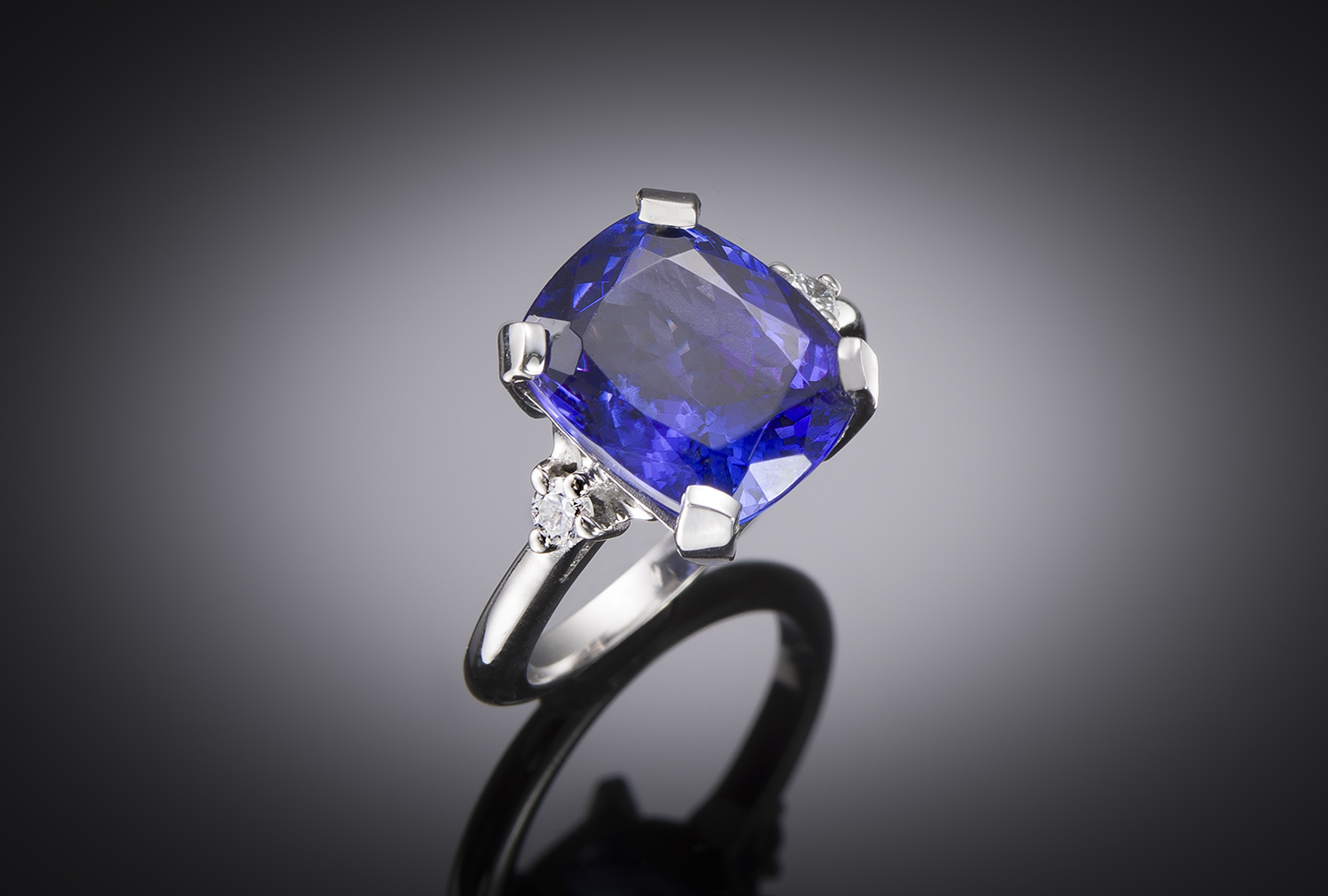 Bague tanzanite (6 carats) diamants-1