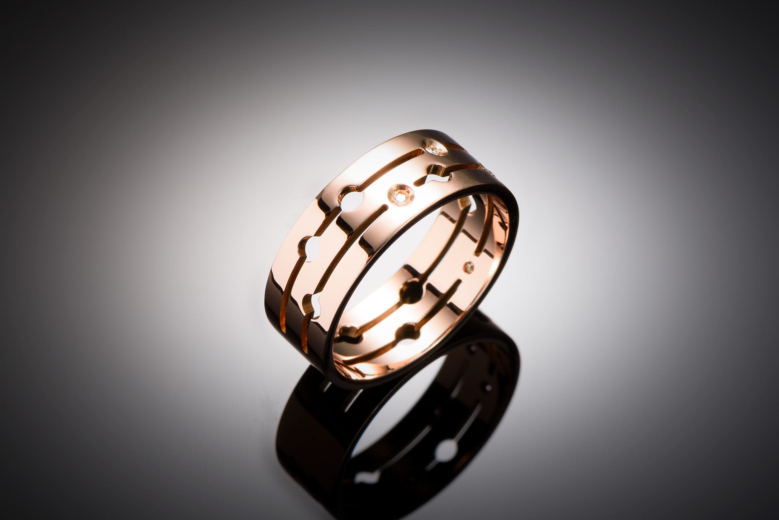 Bague Dinh Van diamants en or rose-1