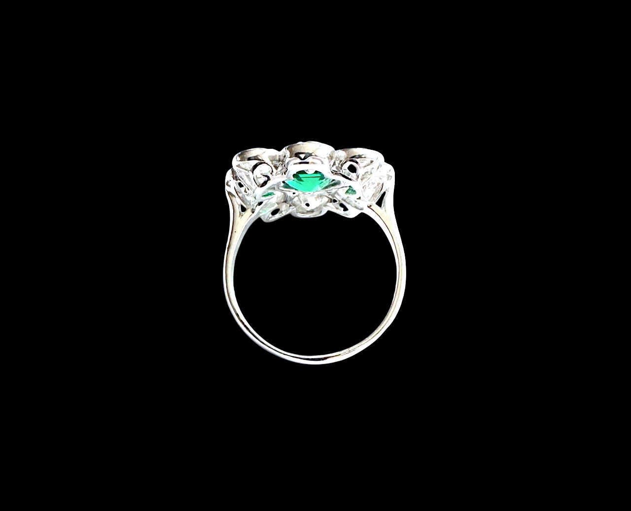 Bague Art déco émeraude Colombie vert intense (examen du Laboratoire Français de Gemmologie) et diamants sur platine-2