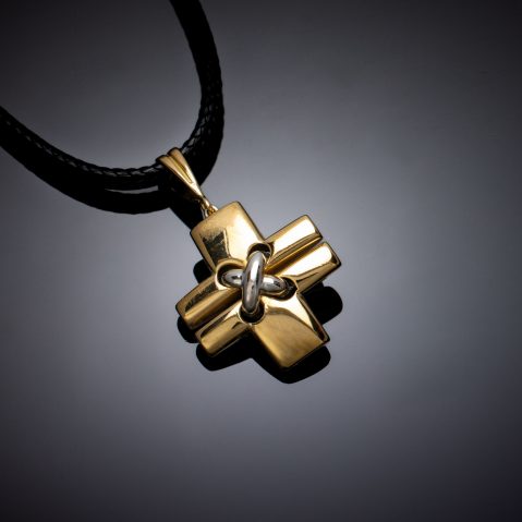 Pendentif Chaumet croix 2 ors