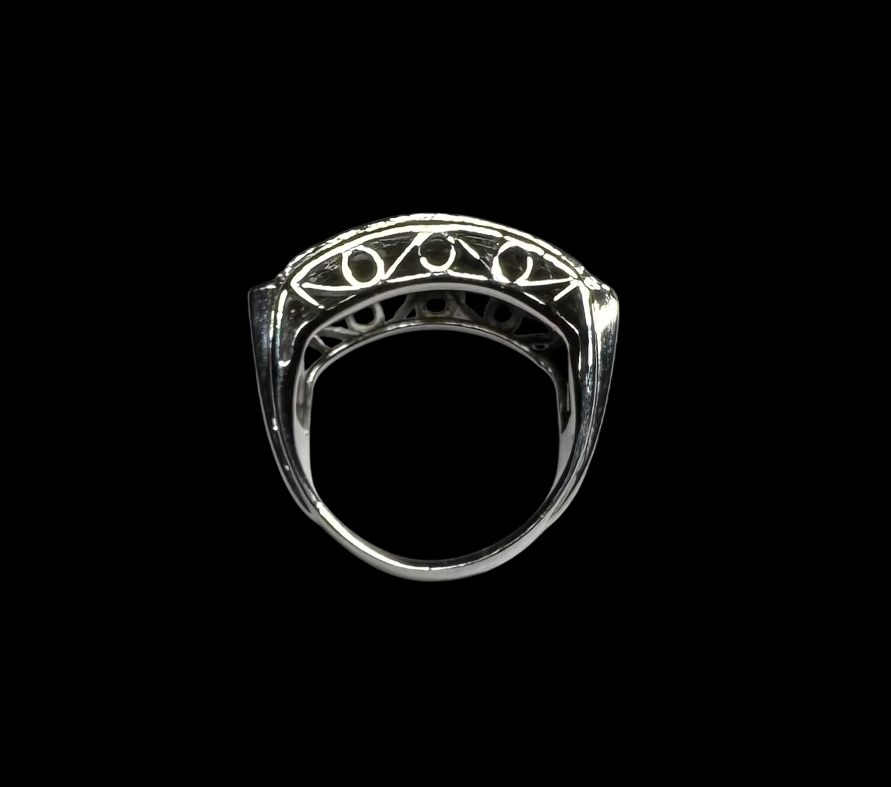 Bague moderniste diamants. Travail français vers 1935.-2