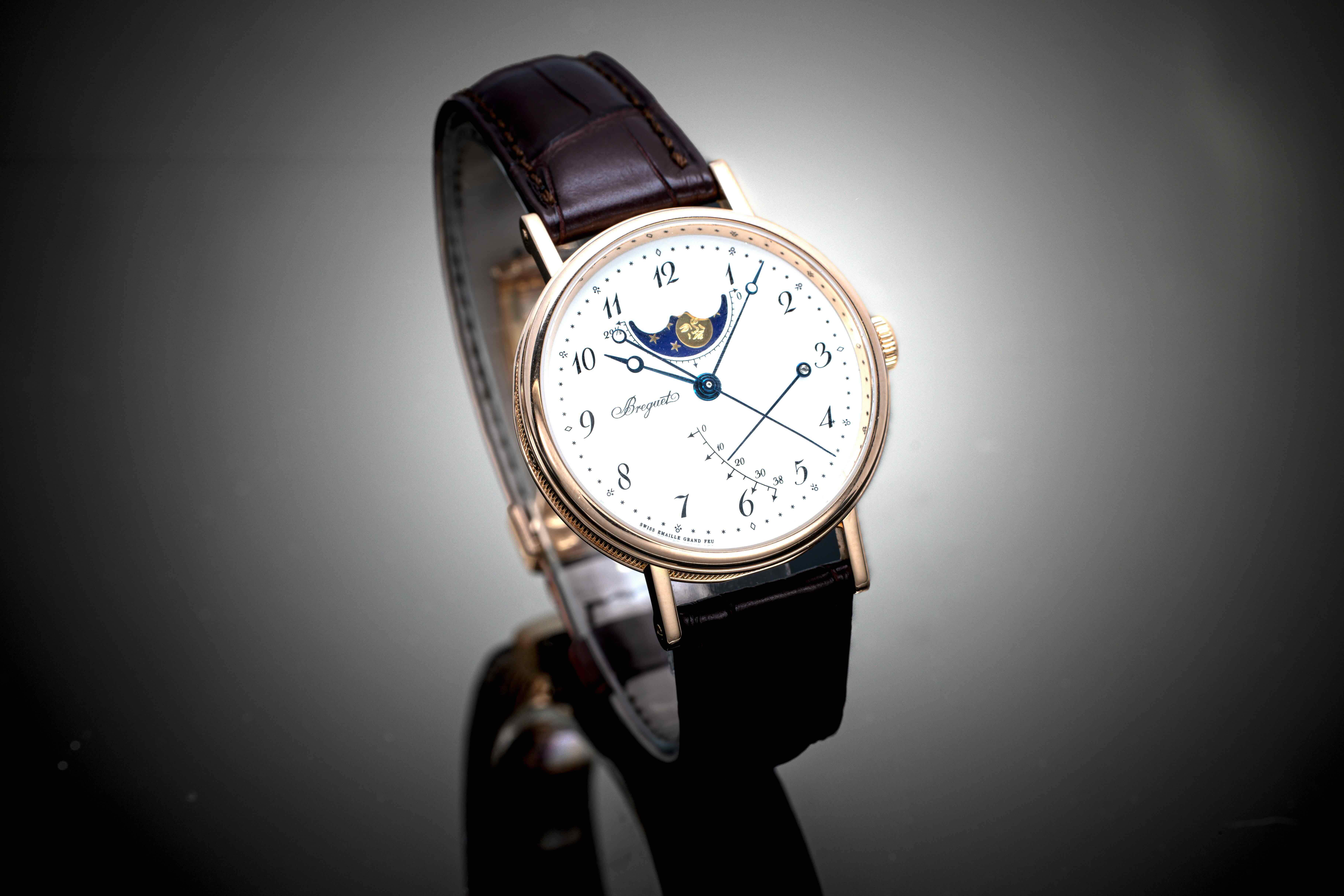 Montre Breguet Classique à complications or rose avec écrin de la marque-1