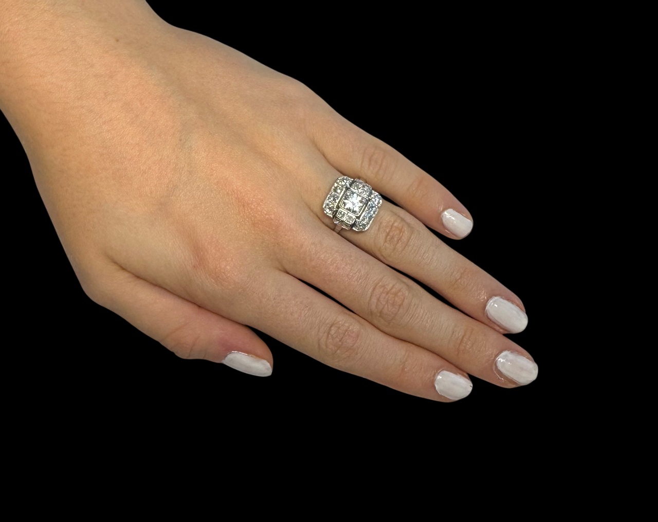 Bague Art déco diamants (1,80 carat). Travail français vers 1930.-3