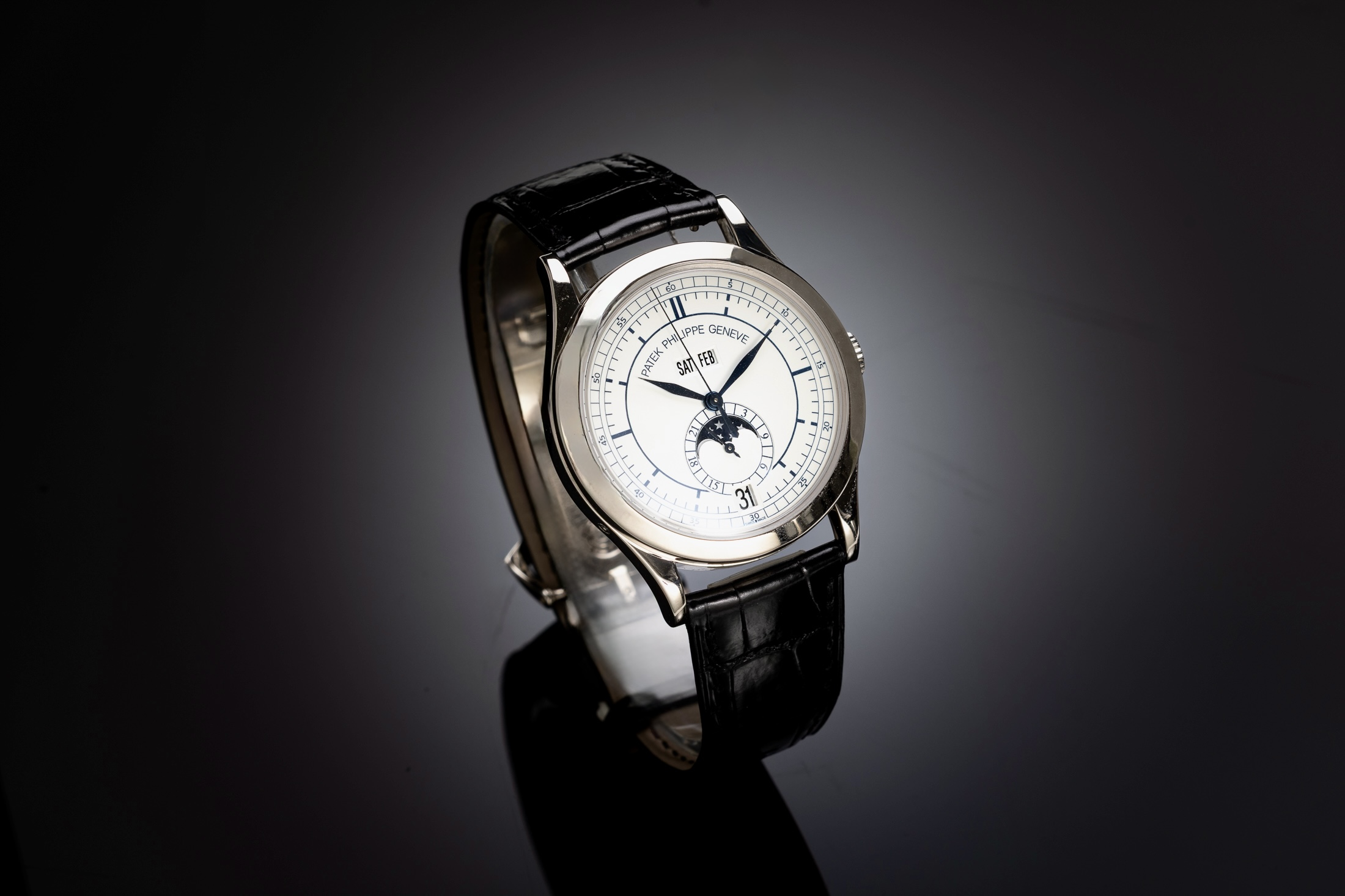 Montre Patek Philippe Quantième Annuel automatique en or gris avec extrait d’archives