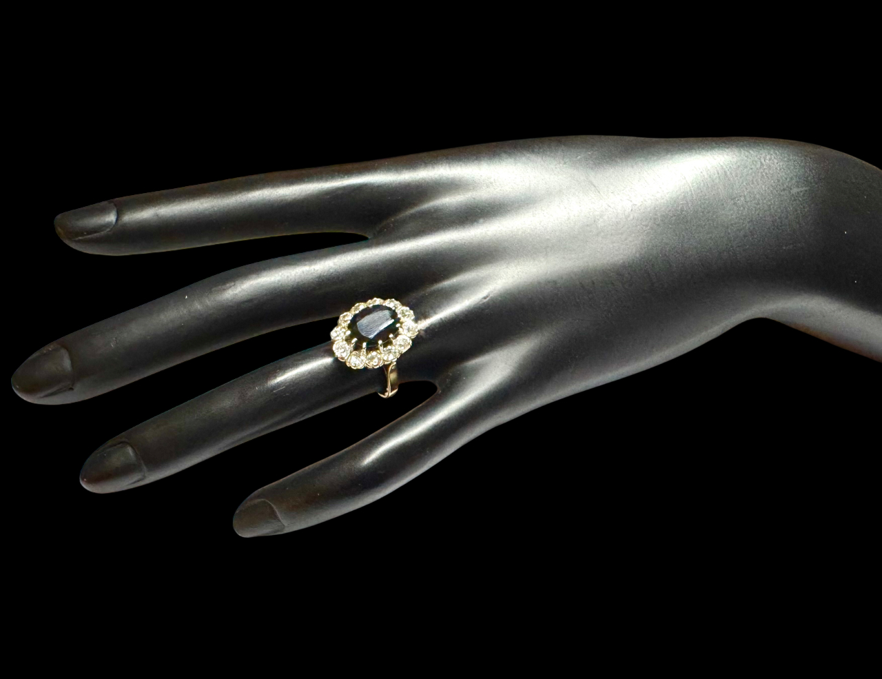 Bague saphir bleu profond non chauffé de 3,87 carats (certificat laboratoire) et diamants taille ancienne (1,60 carat) Robert Algranate début XXe siècle-3