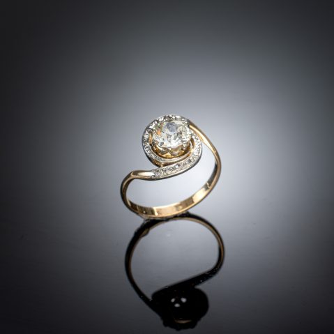 Bague « tourbillon » diamants centre 1,23 carat fin XIXe siècle