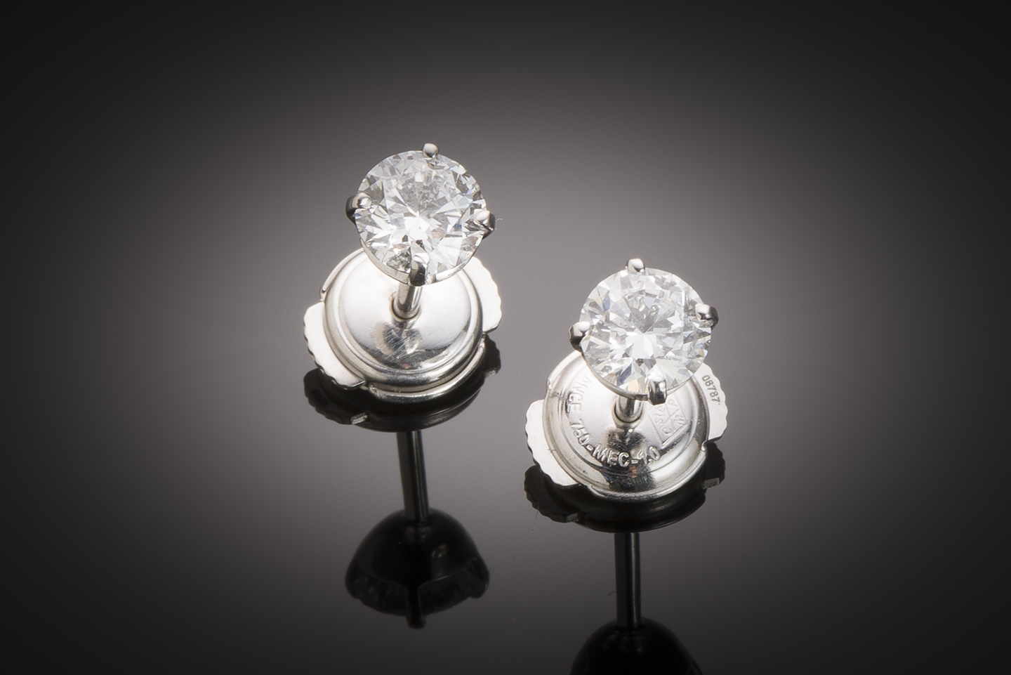 Boucles d’oreilles diamants (1 carat, Blanc exceptionnel, Certificats IGI)-1