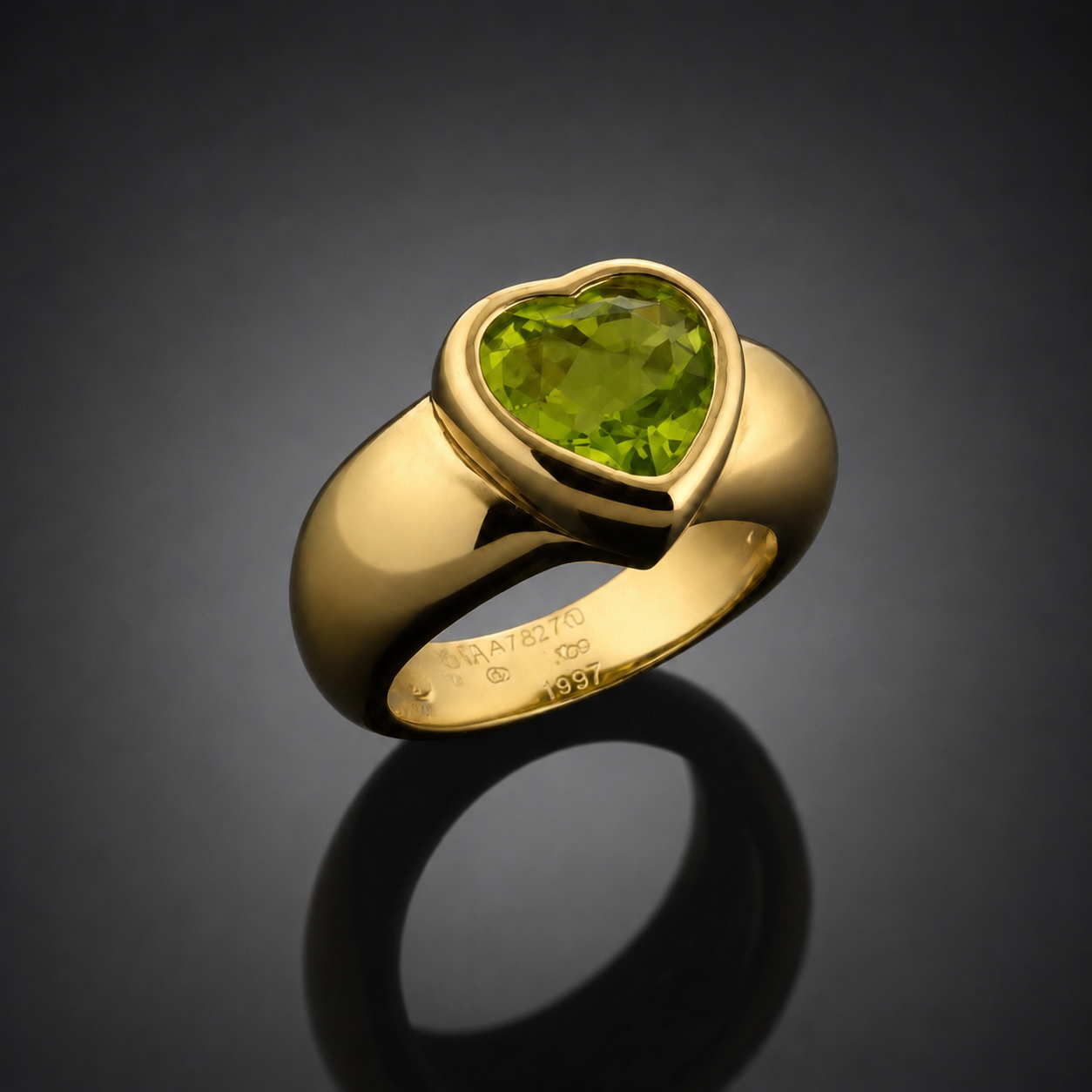 Bague Piaget péridot en or (15,10 grs)-1