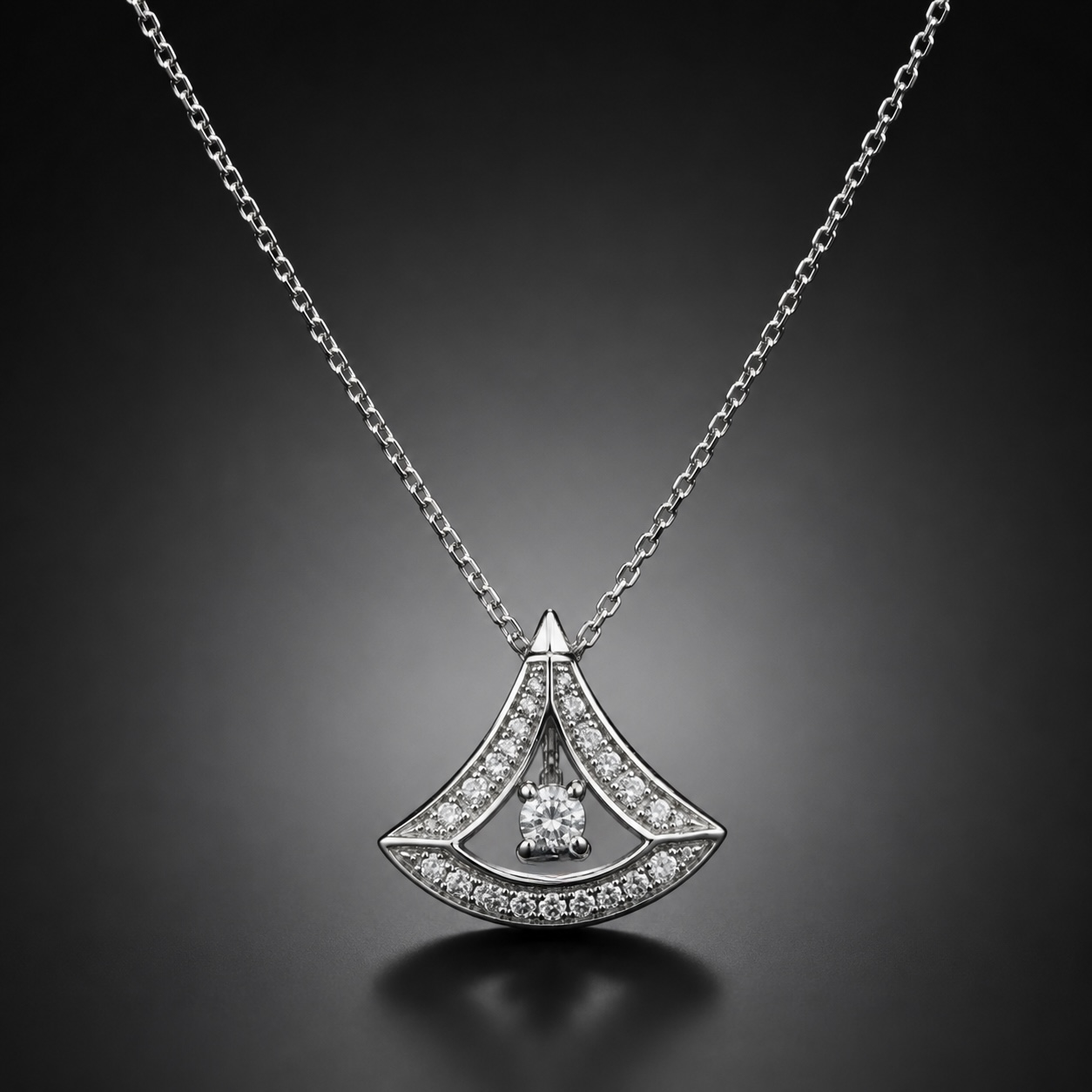 Collier Bulgari Collection Divas’ Dream diamants-1