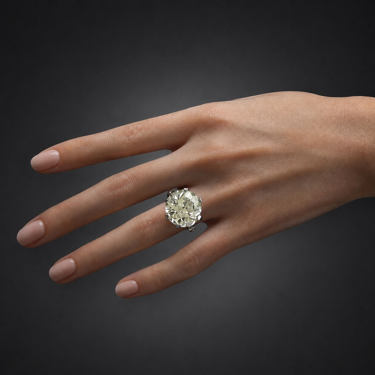 Solitaire Art déco diamant taille ancienne de 7,01 carats avec rapport du HRD-2