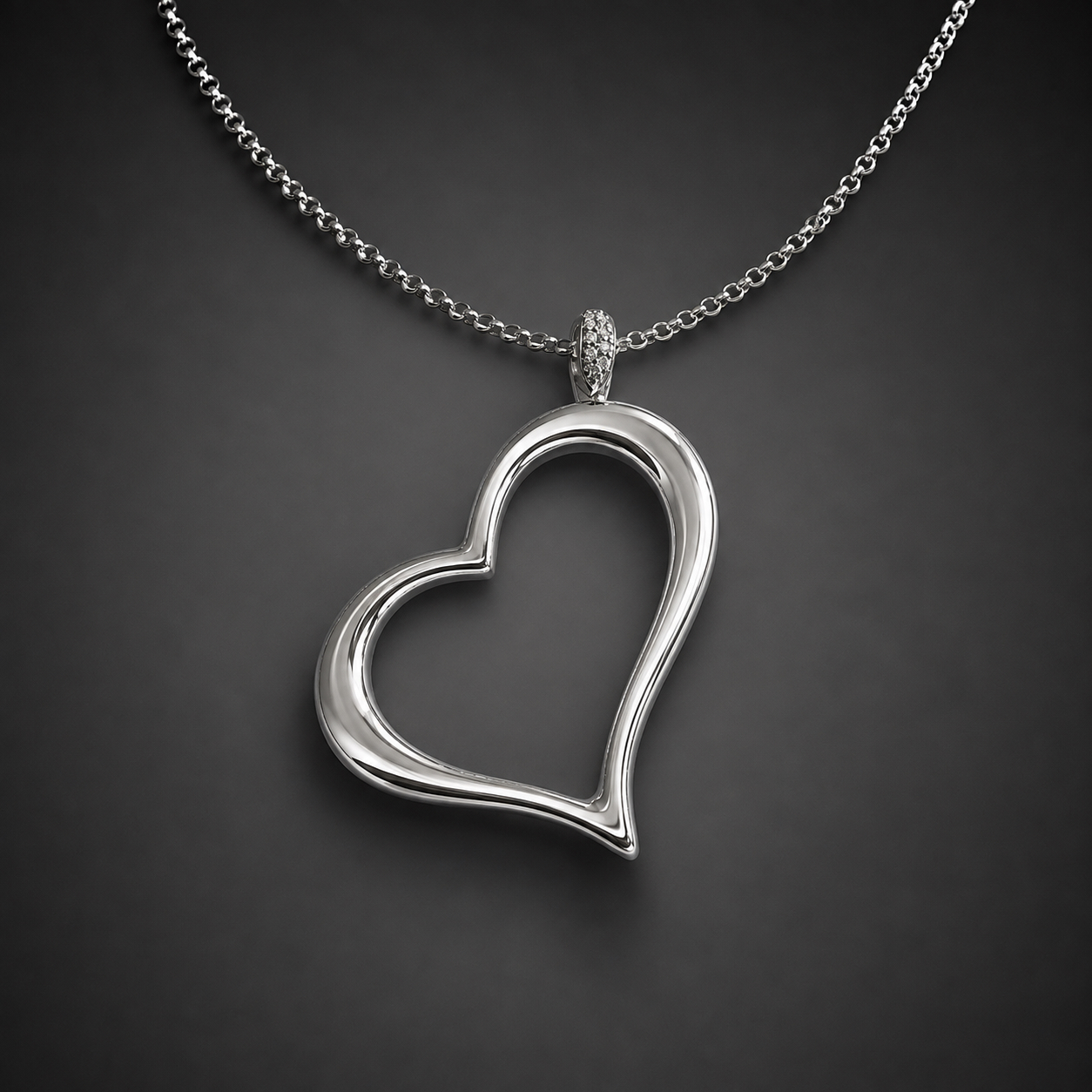 Pendentif et sa chaîne Piaget diamants-1