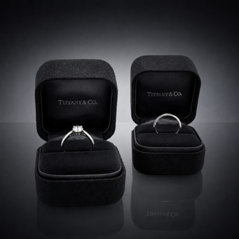 Solitaire Tiffany diamant (0,80 carat – F VS2 – certificat) avec son alliance en platine
