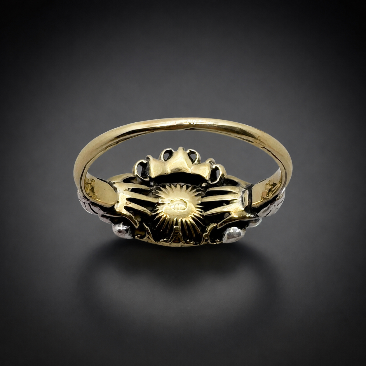 Bague XVIIIe siècle saphir rose naturel non chauffé (examen du Laboratoire Français de Gemmologie) diamants taille rose. Travail européen vers 1730 – 1760, -2